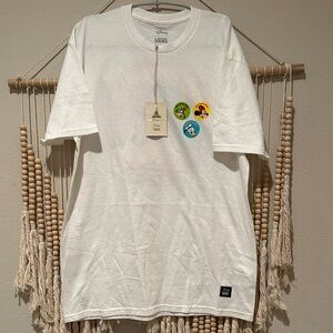 NWT Vans Disney Walt Disney World Tee L